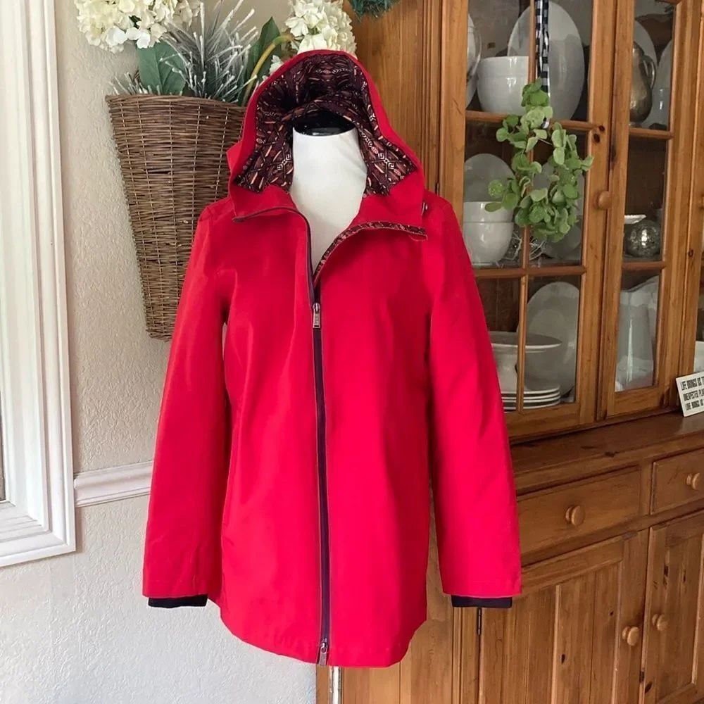 New Crimson Red Hooded Pendleton Rain Jacket Size Medium